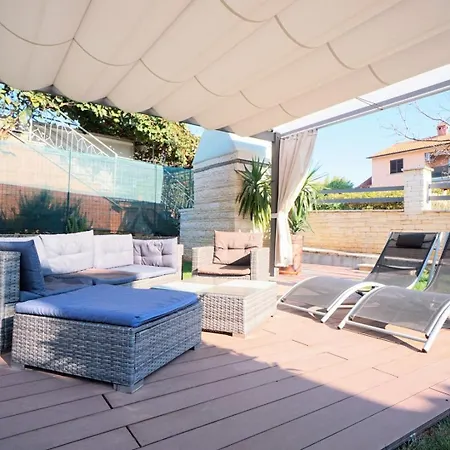 Apartments With Parking Space Umag - 27189 Daire *
