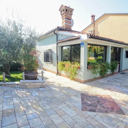 Apartments With Parking Space Umag - 27189 Daire Umag