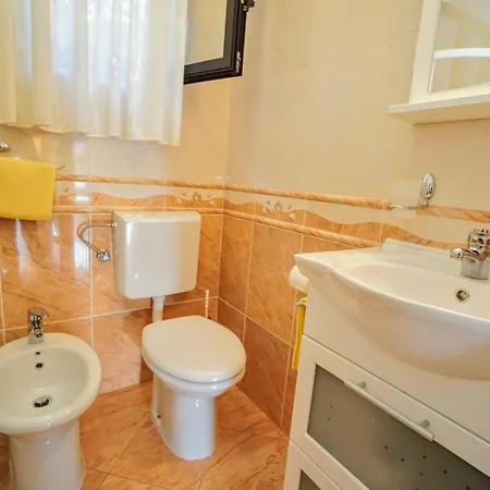 Apartments With Parking Space Umag - 27189 * Umag