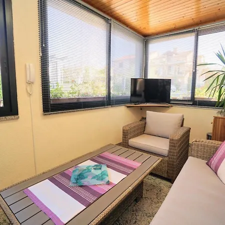 Apartments With Parking Space Umag - 27189